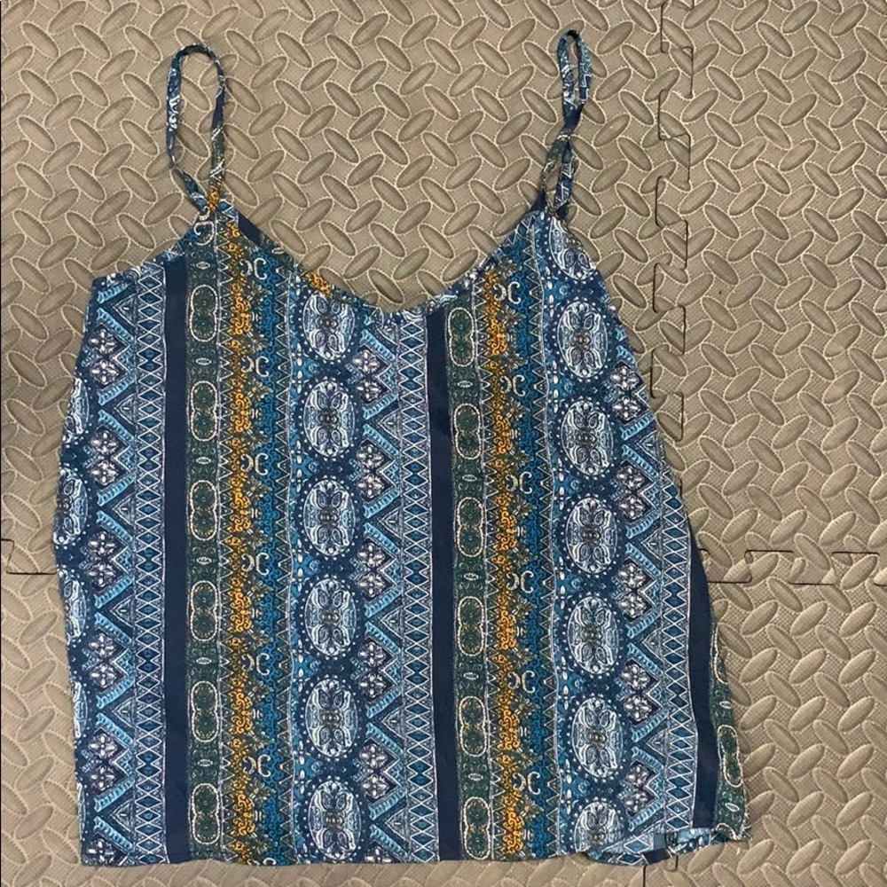 Blue hollister tank